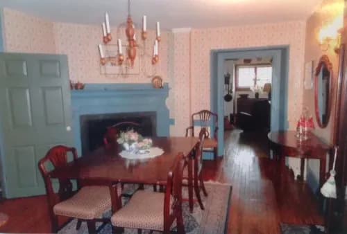 Nelles Manor Museum